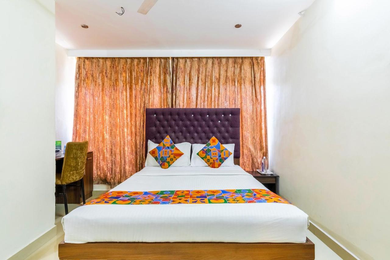העיר בנגלור Fabhotel Astra Suites - Hsr Main Road מראה חיצוני תמונה
