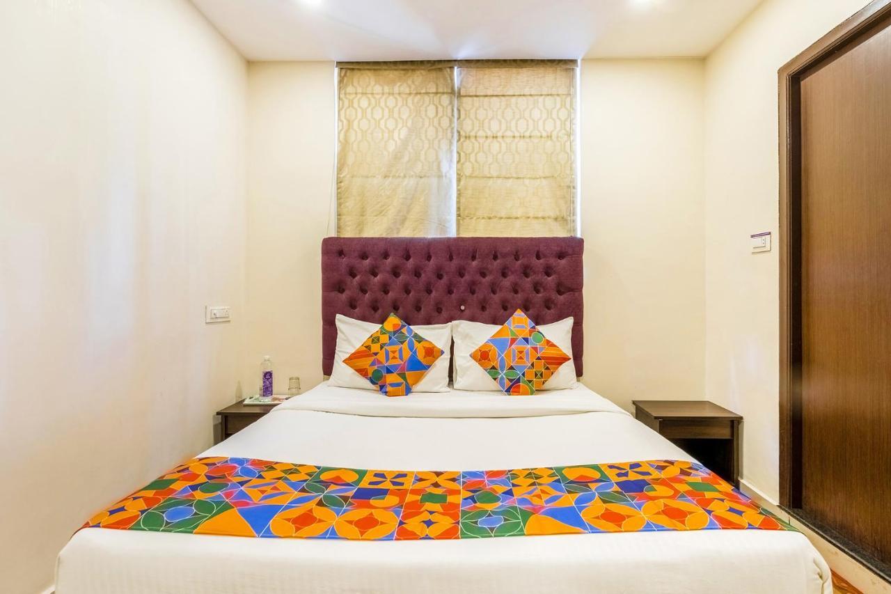 העיר בנגלור Fabhotel Astra Suites - Hsr Main Road מראה חיצוני תמונה
