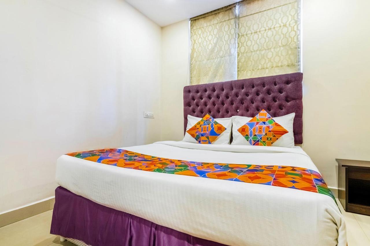 העיר בנגלור Fabhotel Astra Suites - Hsr Main Road מראה חיצוני תמונה